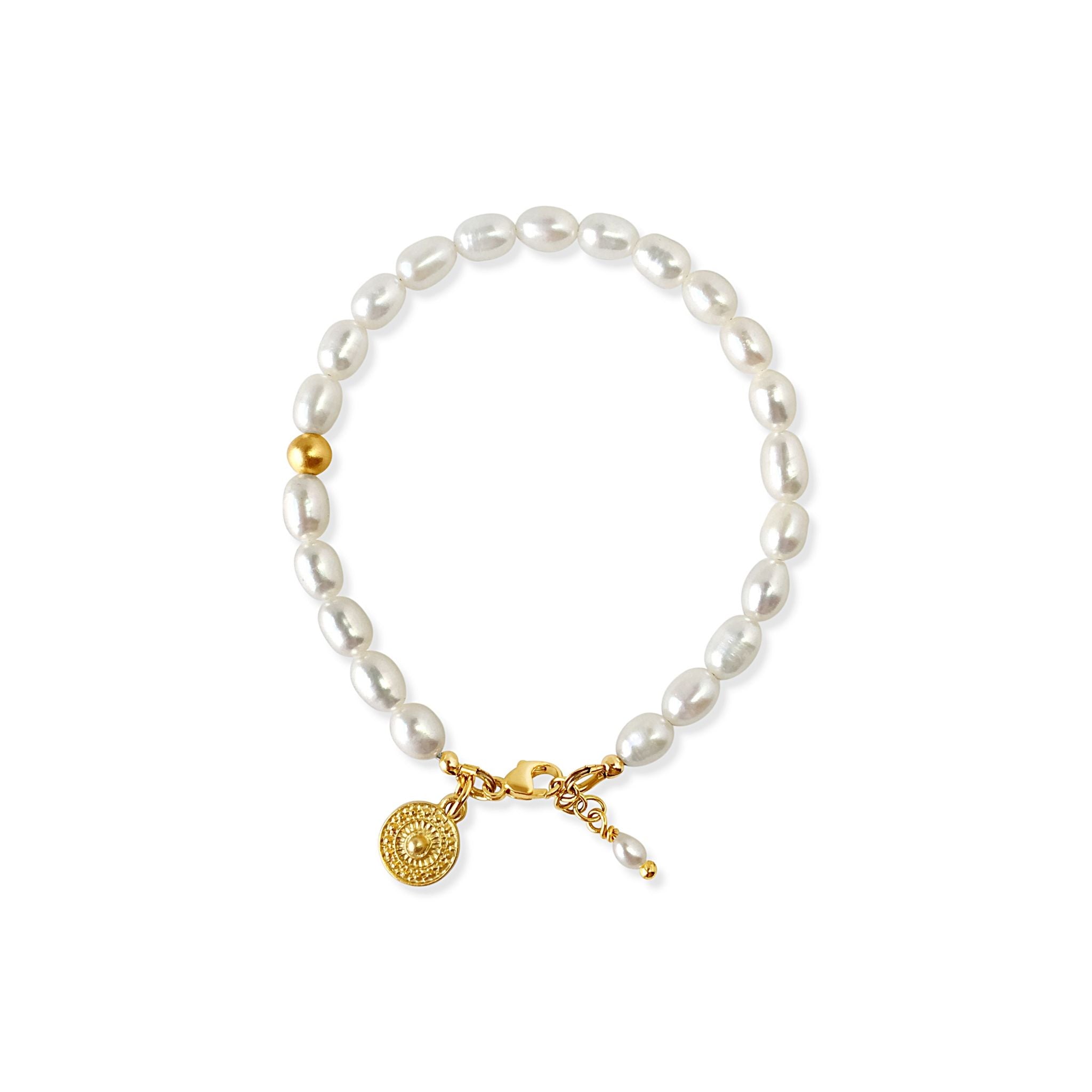 Pearl Bracelet with mini medallion charm | H Studio Jewelry